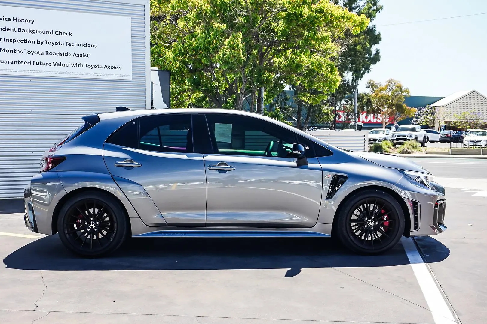 2025 Toyota Corolla Gallery Image 4