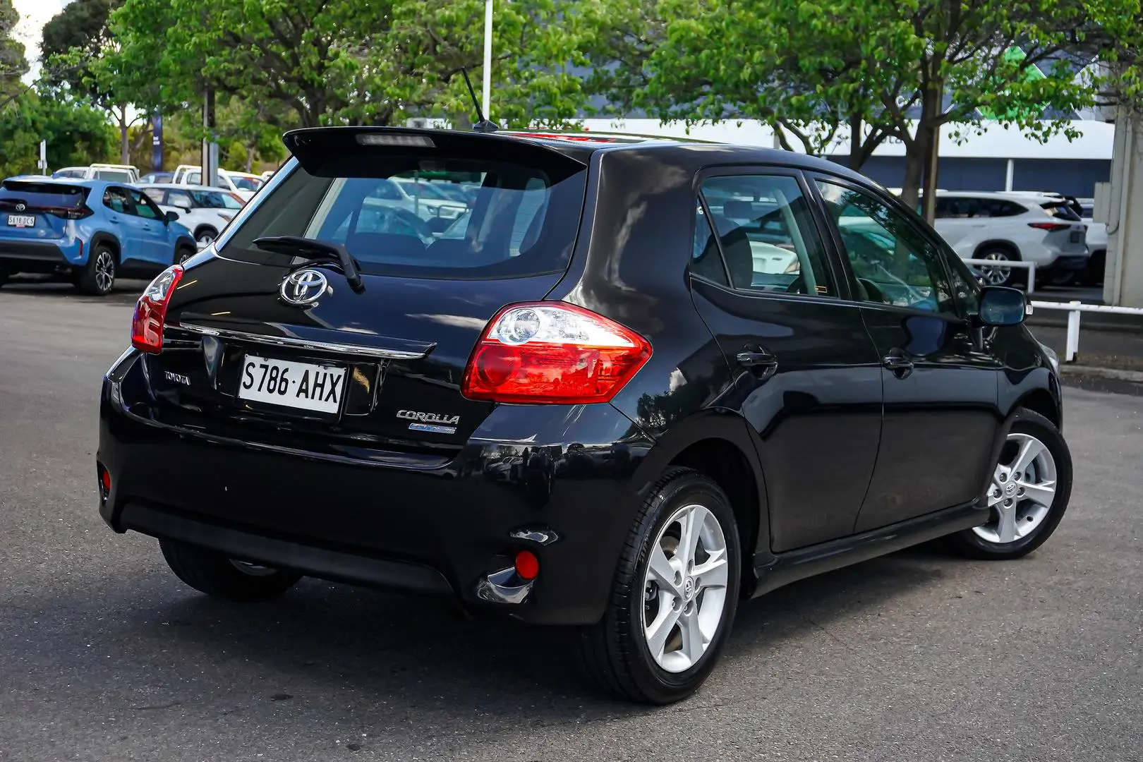 2010 Toyota Corolla Gallery Image 3