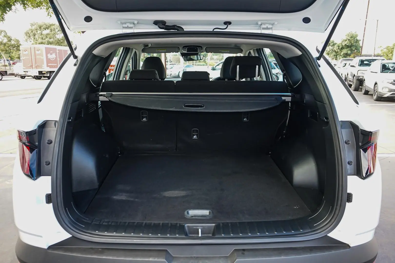 2022 Hyundai Tucson Gallery Image 10