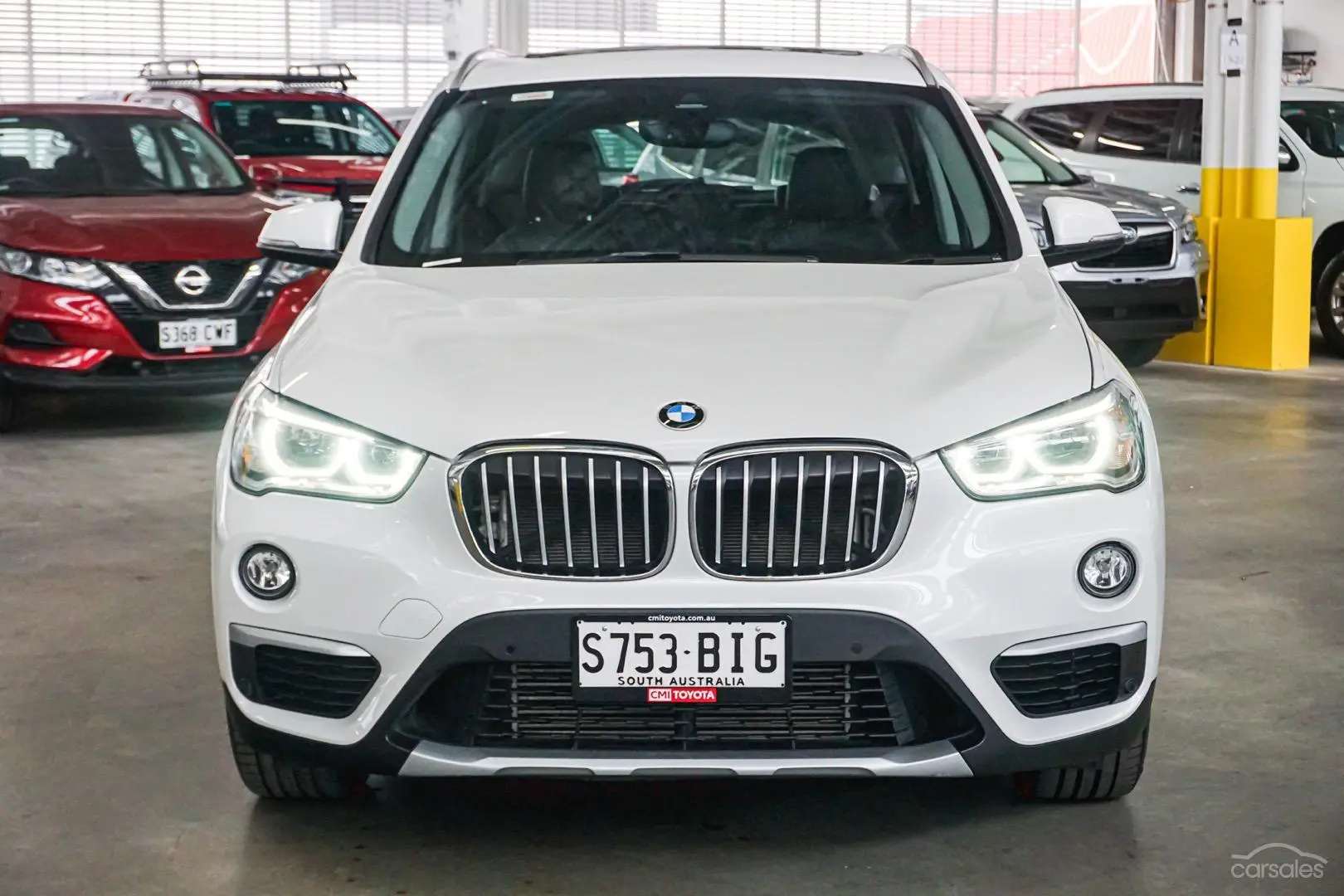 2015 BMW X1 Image 4