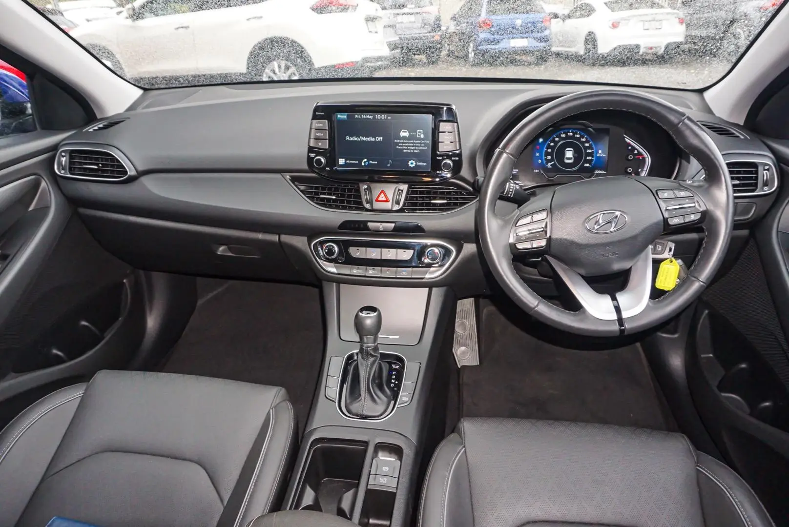 2020 Hyundai i30 Gallery Image 9