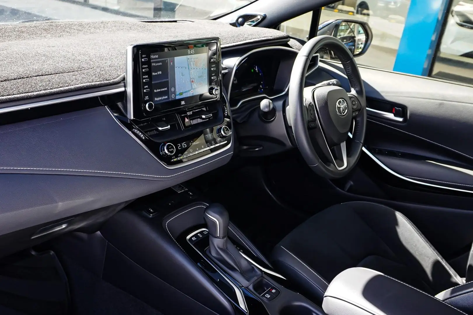 2022 Toyota Corolla Gallery Image 11