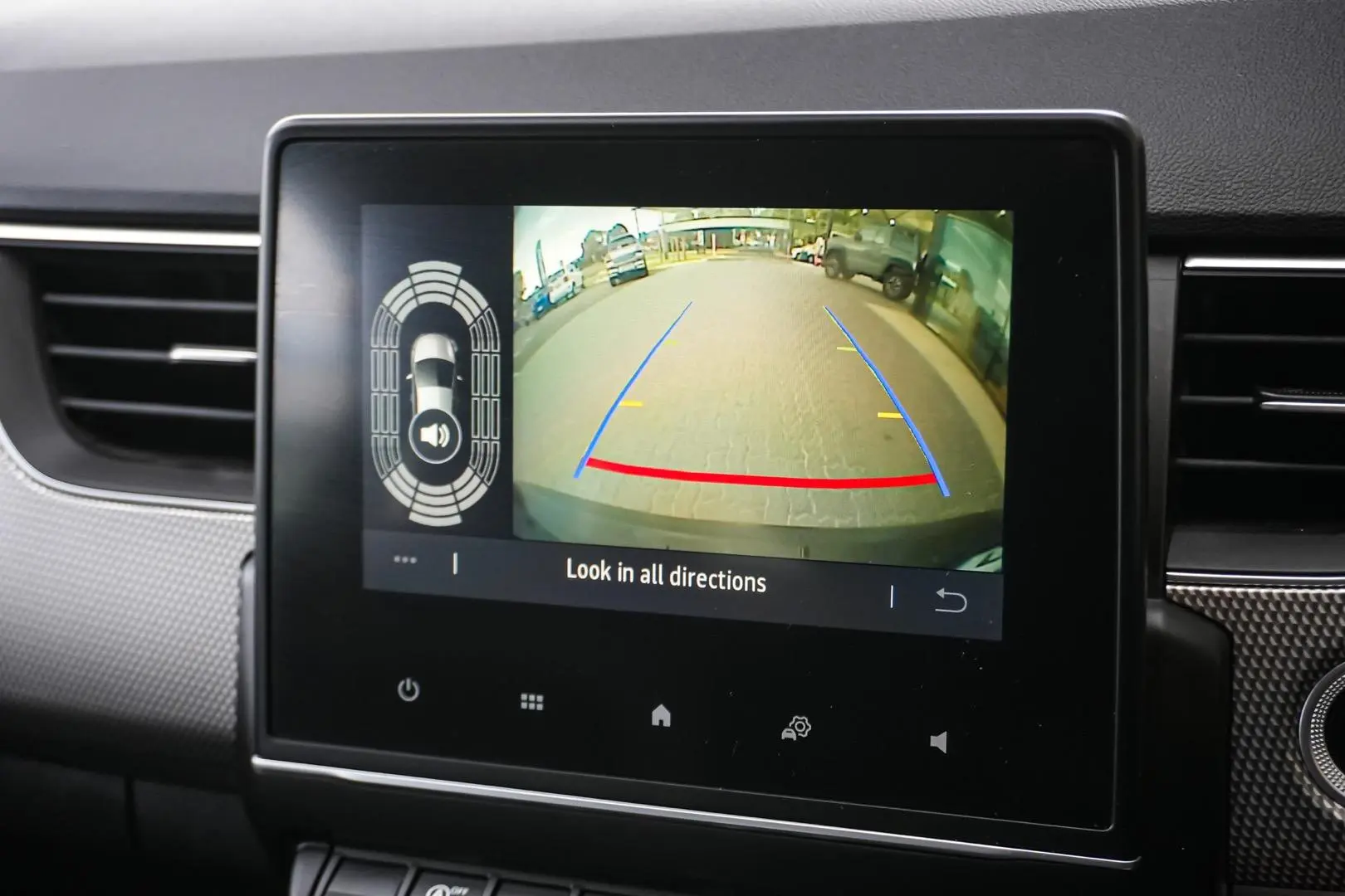 2023 Renault Arkana Gallery Image 22