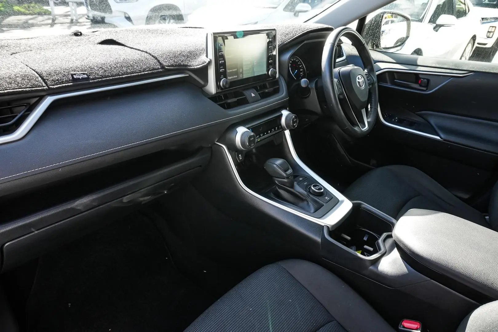 2022 Toyota RAV4 Gallery Image 10