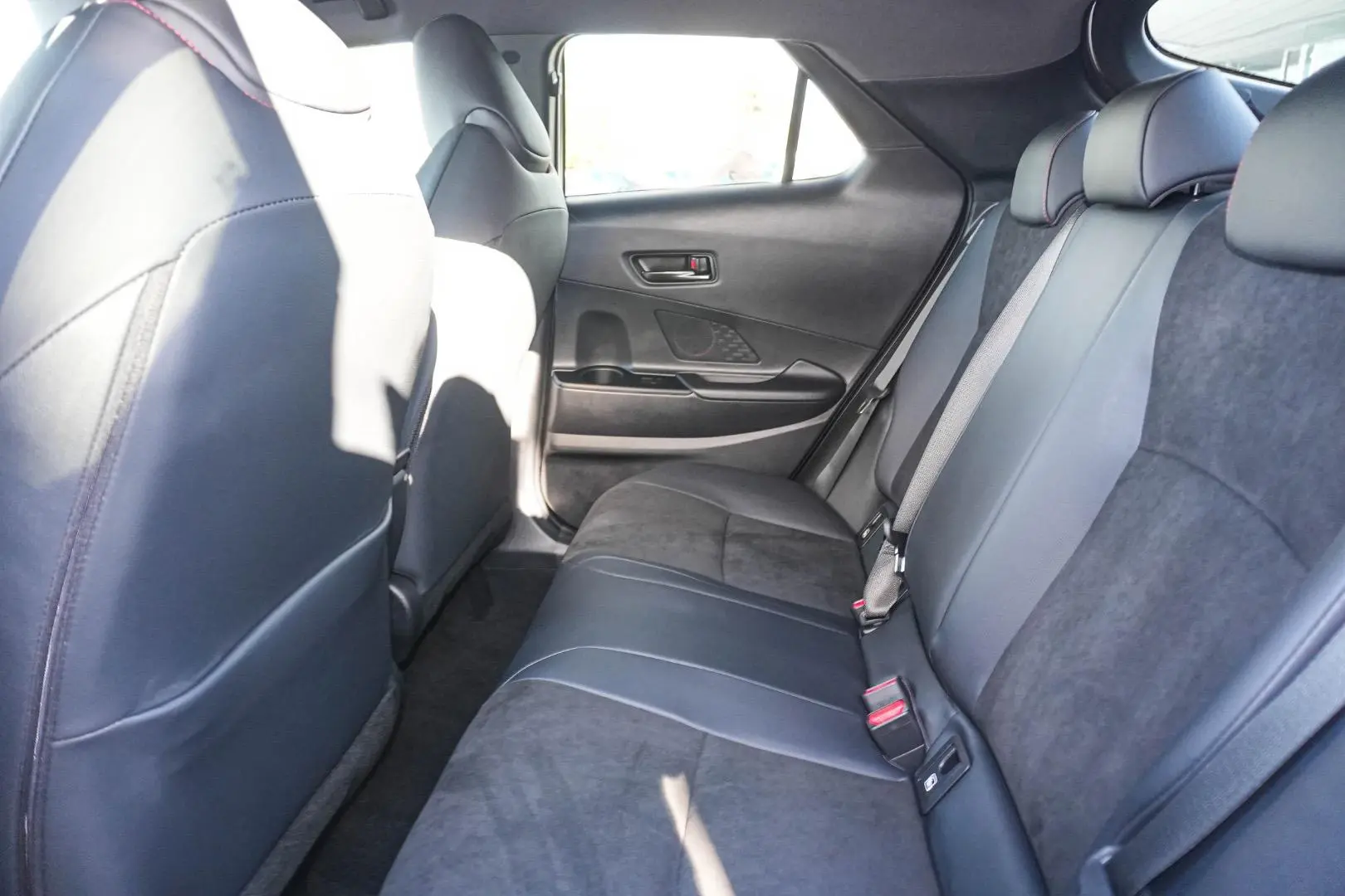 2024 Toyota C-HR Gallery Image 8