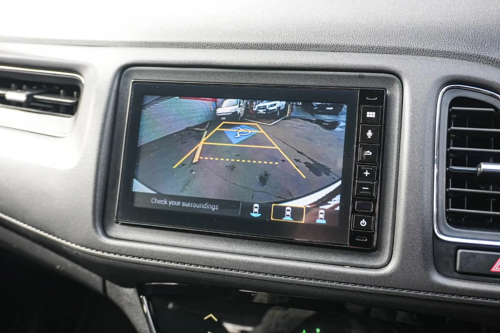 2020 Honda HR-V Gallery Image 21
