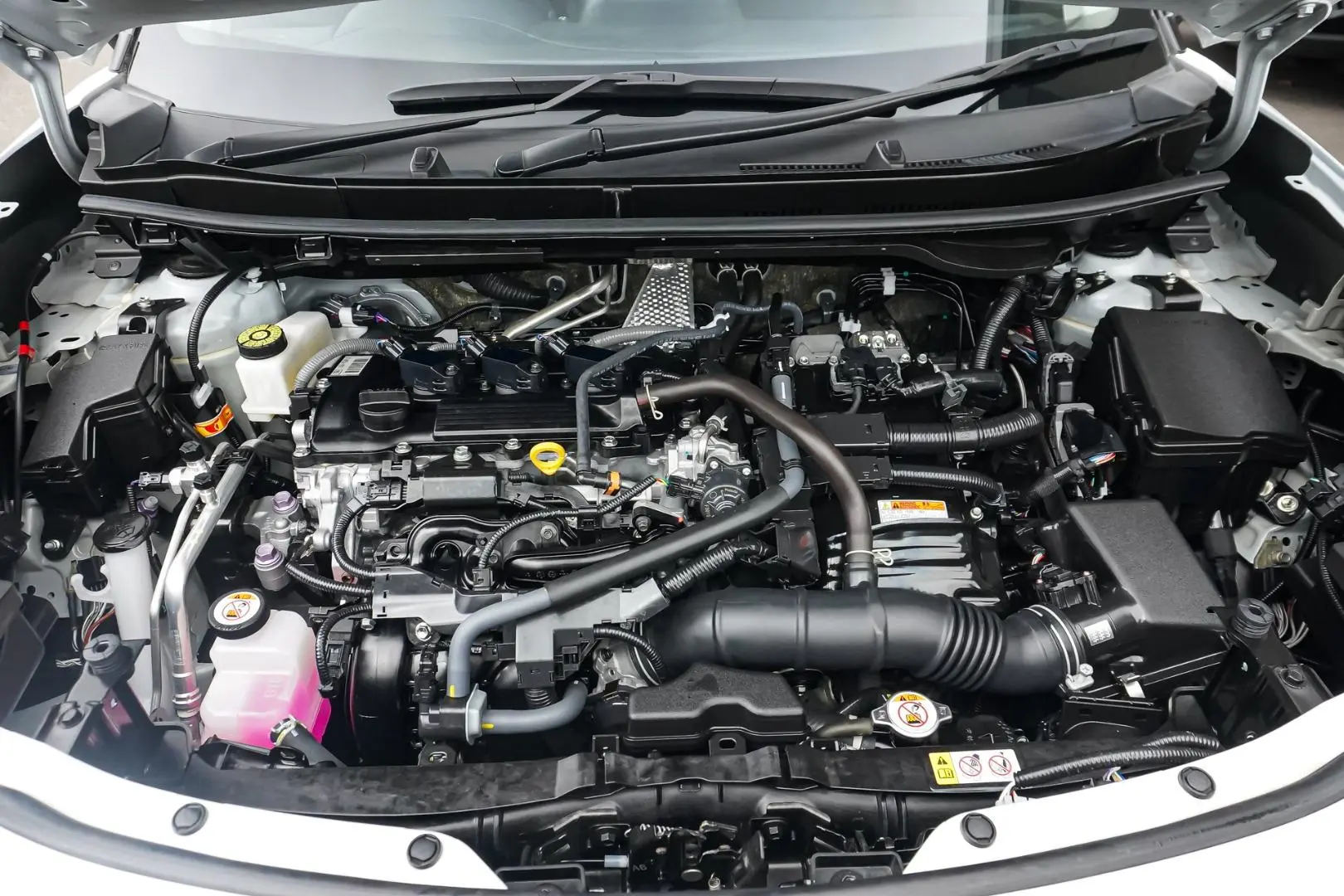 2025 Toyota Yaris Cross Gallery Image 25
