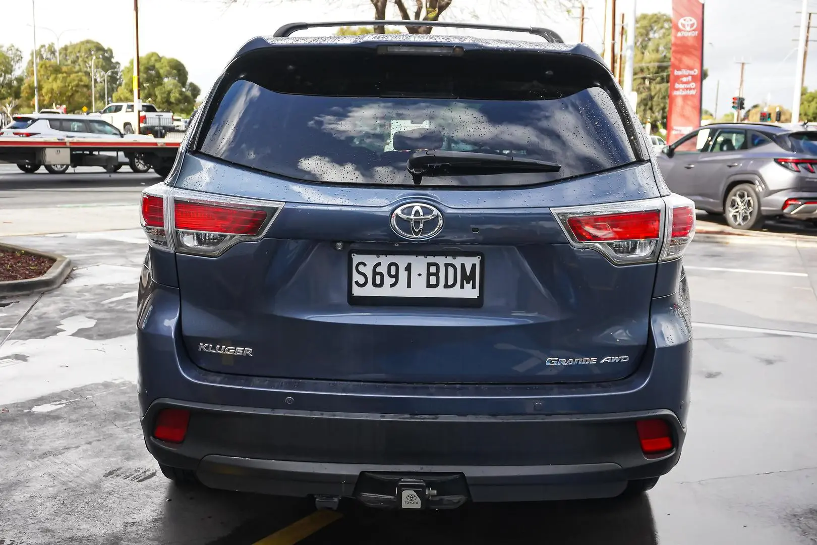 2014 Toyota Kluger Gallery Image 6