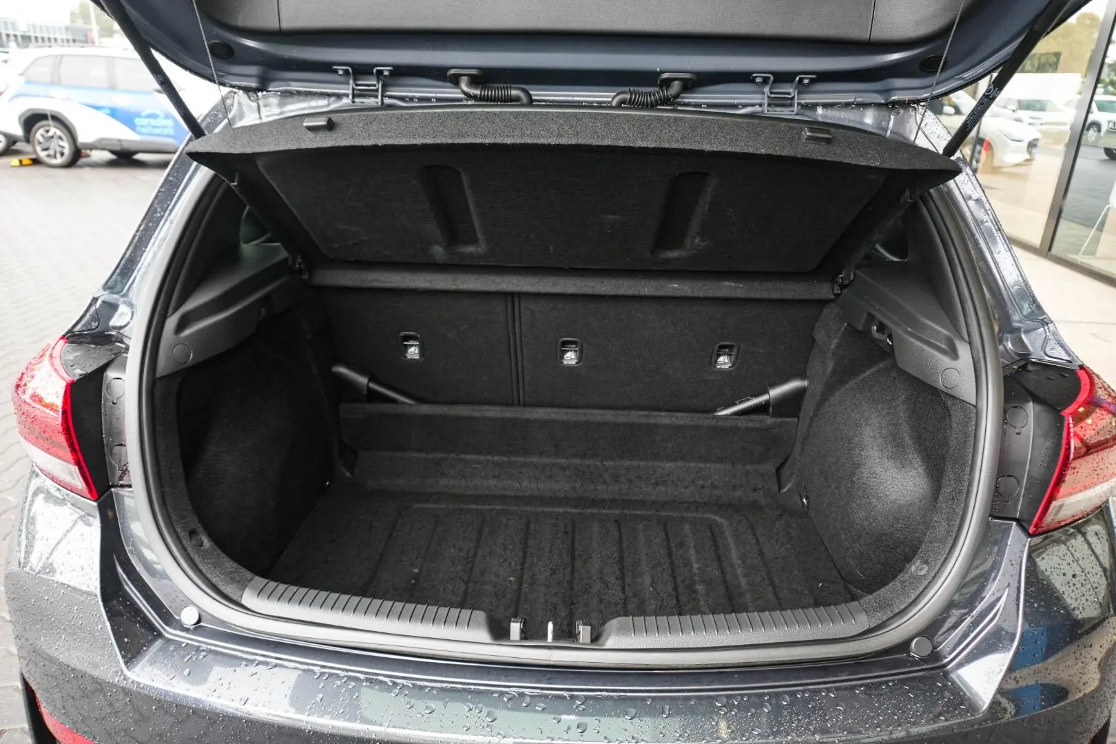 2023 Hyundai i30 Gallery Image 13