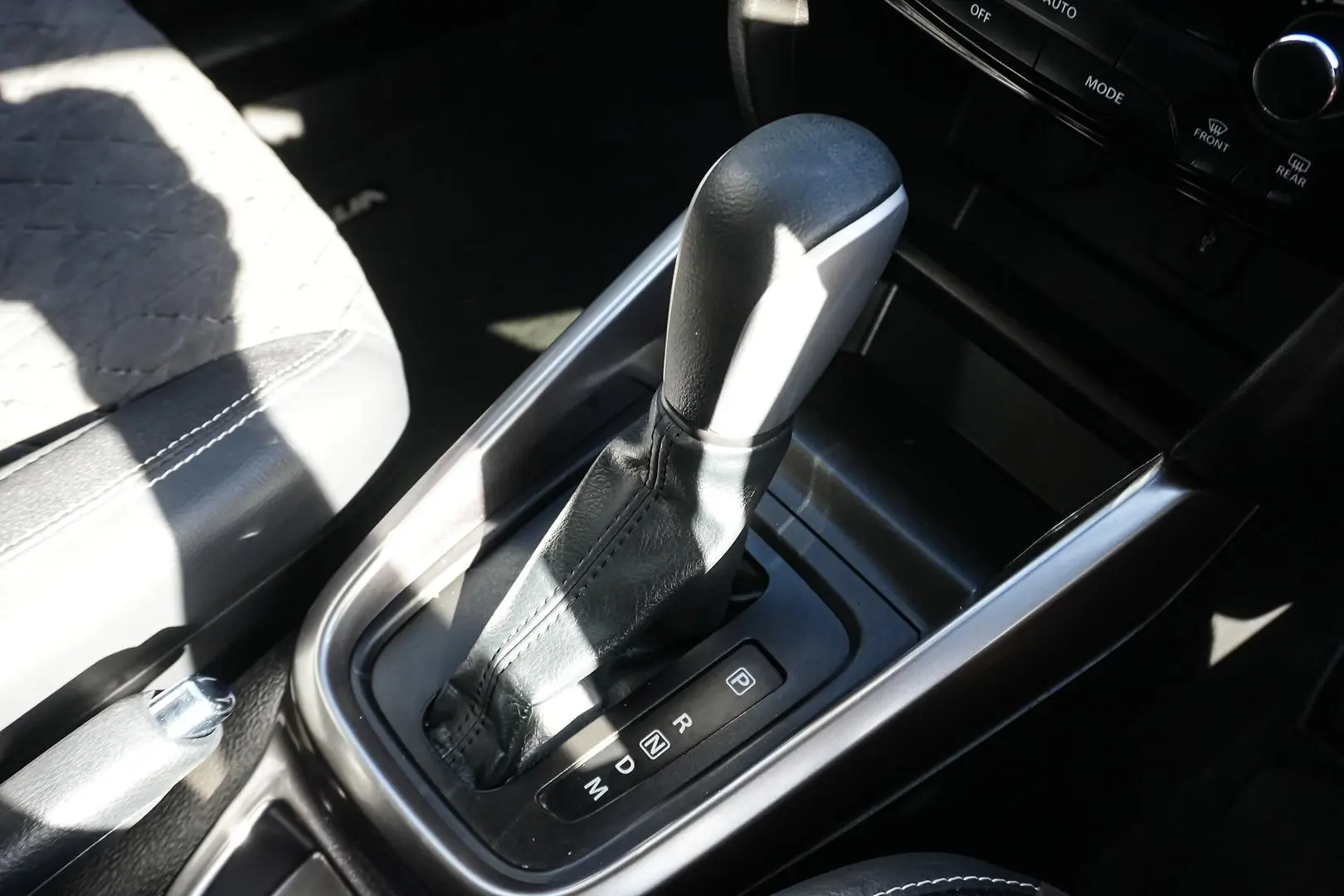 2020 Suzuki Vitara Gallery Image 16