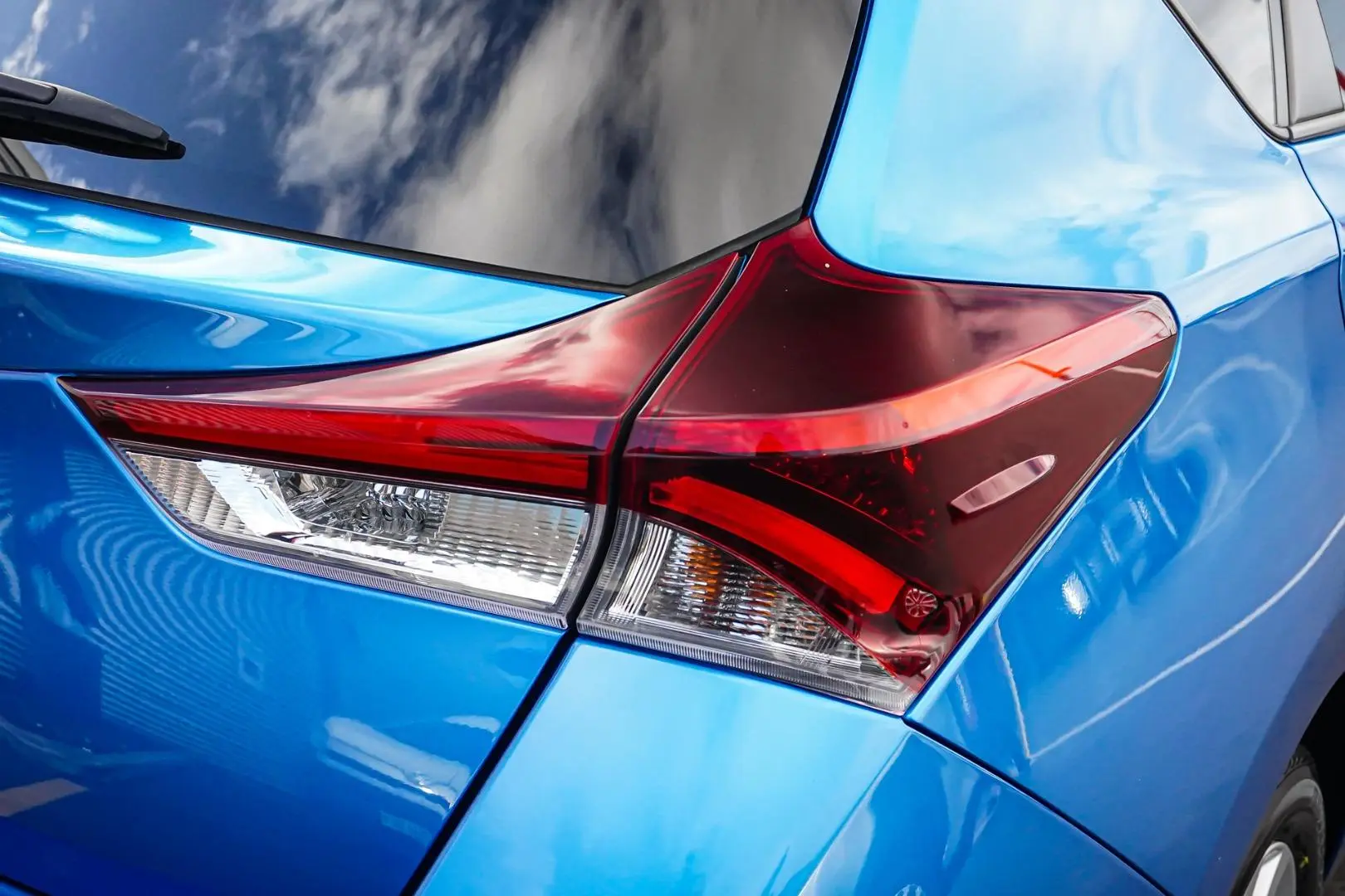 2016 Toyota Corolla Gallery Image 14