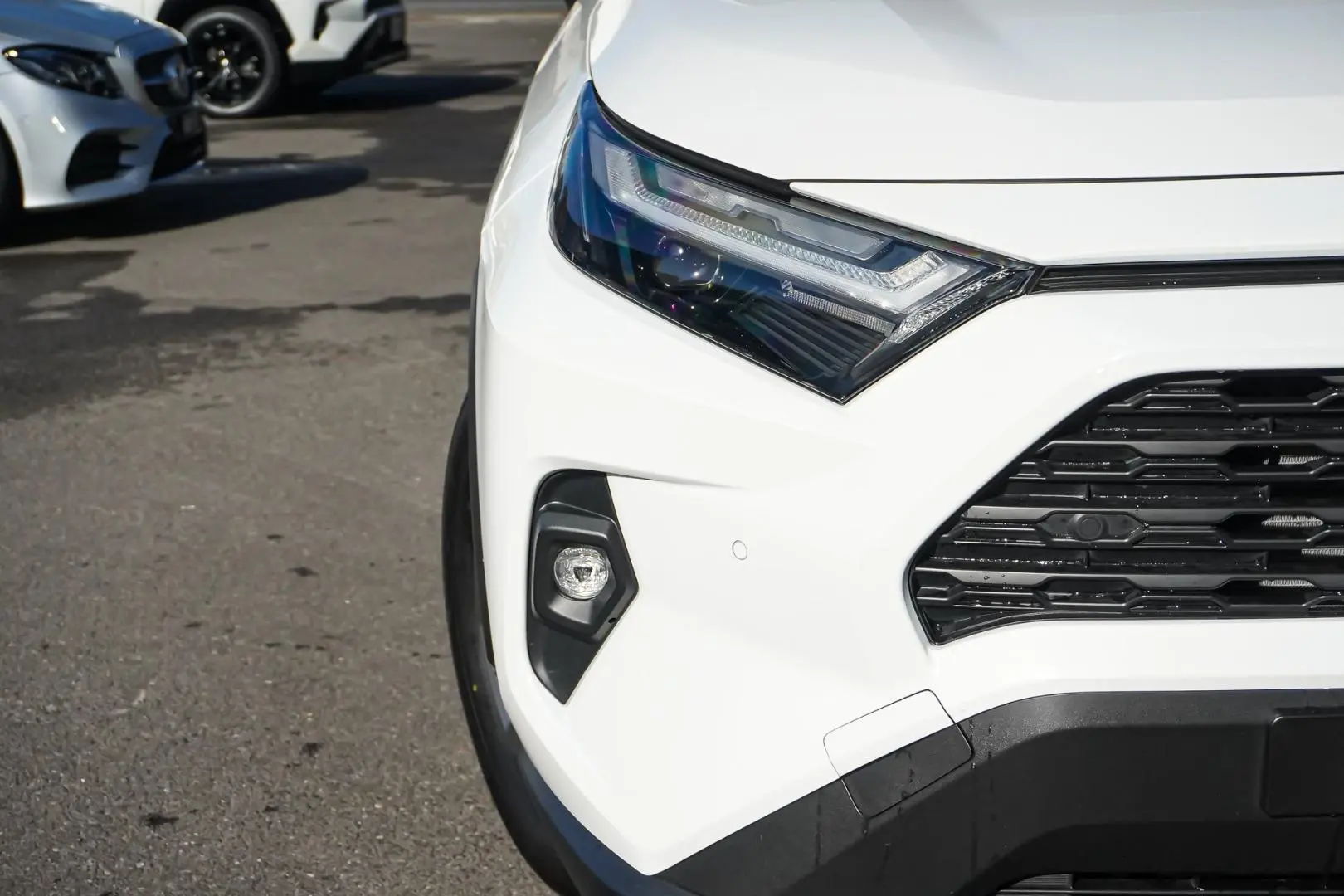 2022 Toyota RAV4 Gallery Image 13