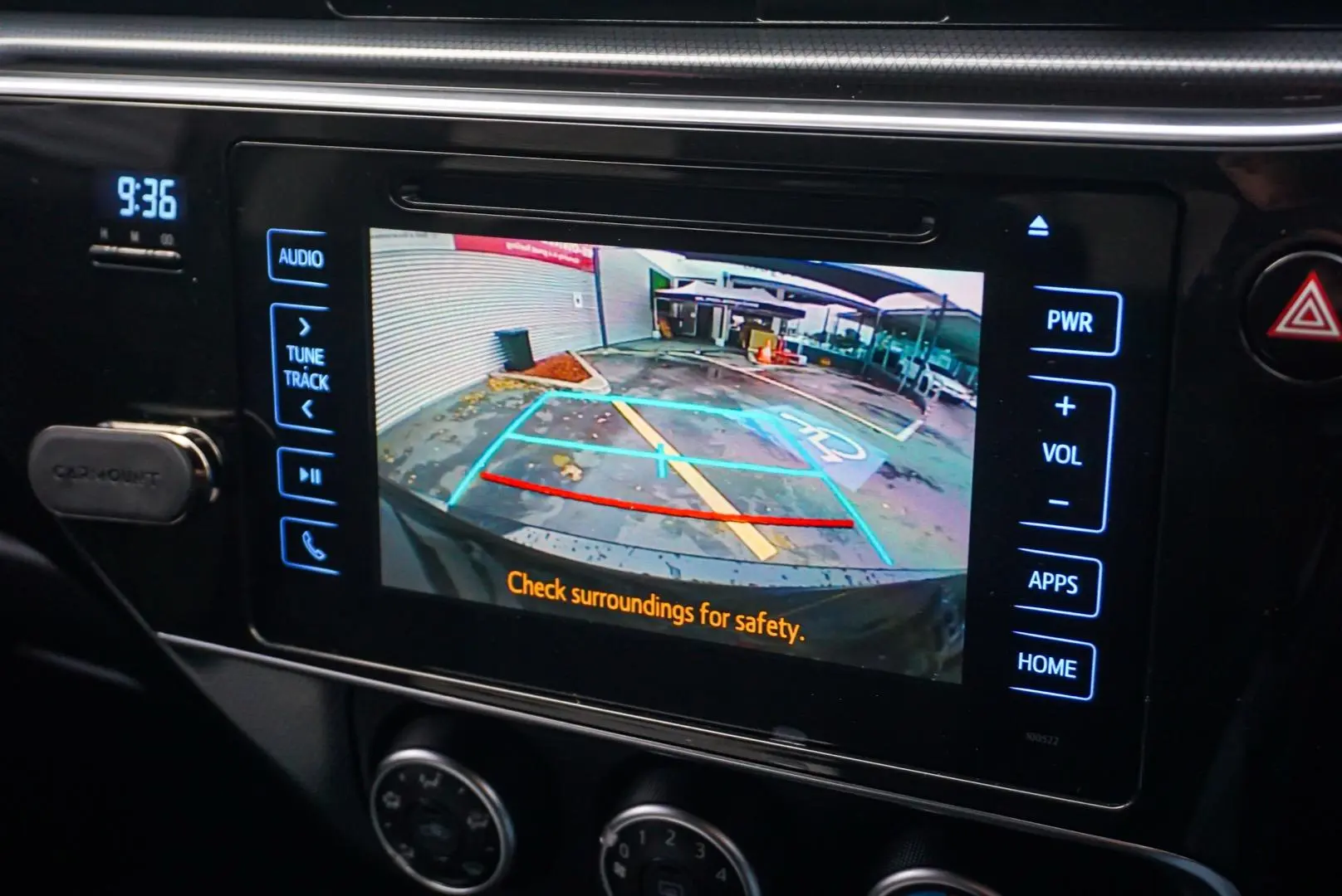 2018 Toyota Corolla Gallery Image 19