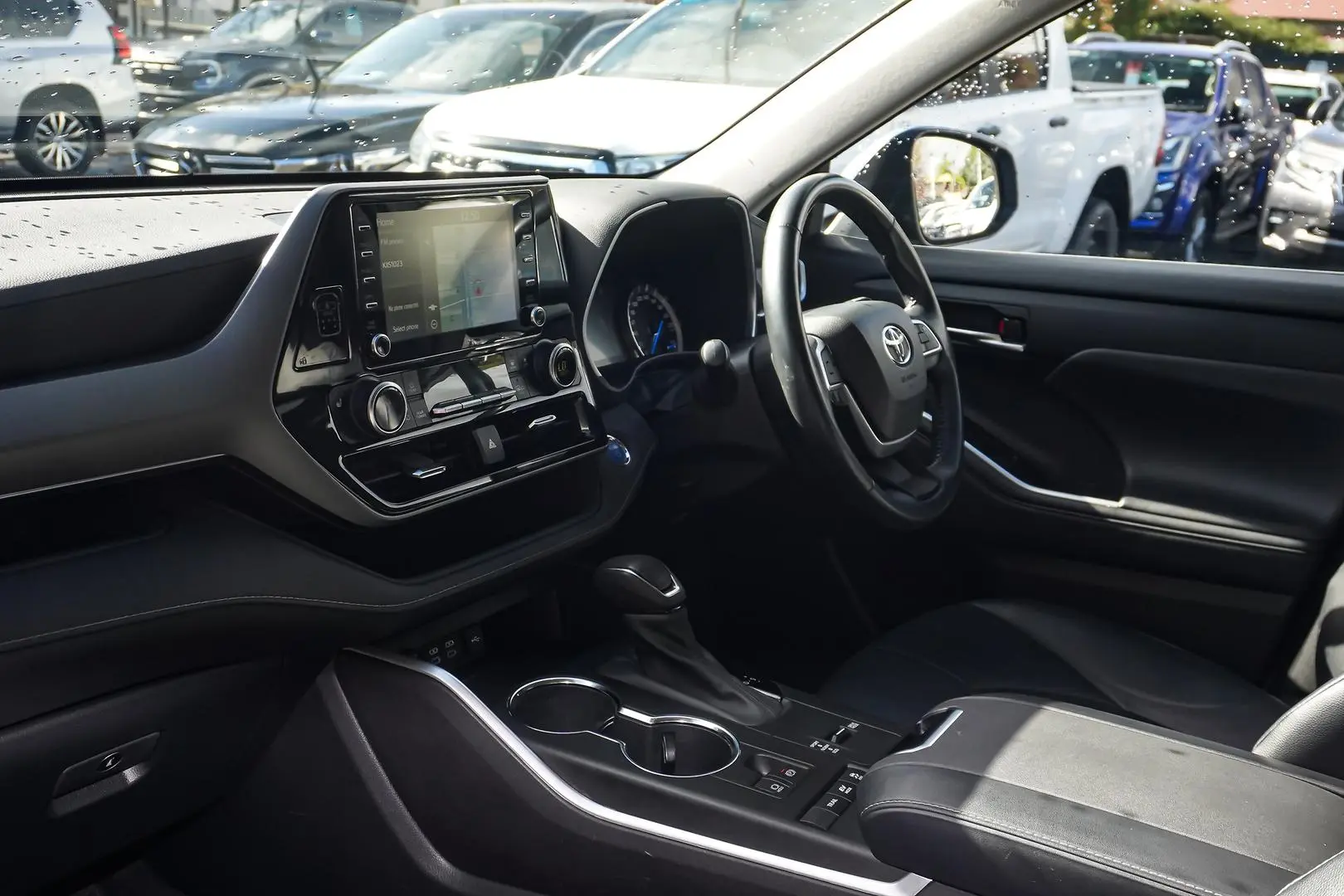 2021 Toyota Kluger Gallery Image 10