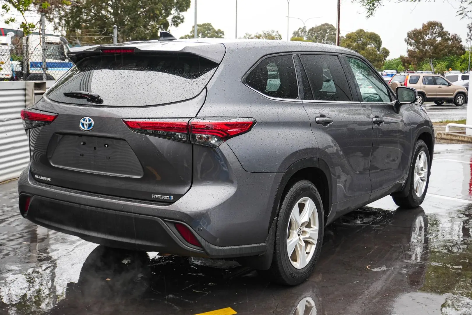 2023 Toyota Kluger Gallery Image 3