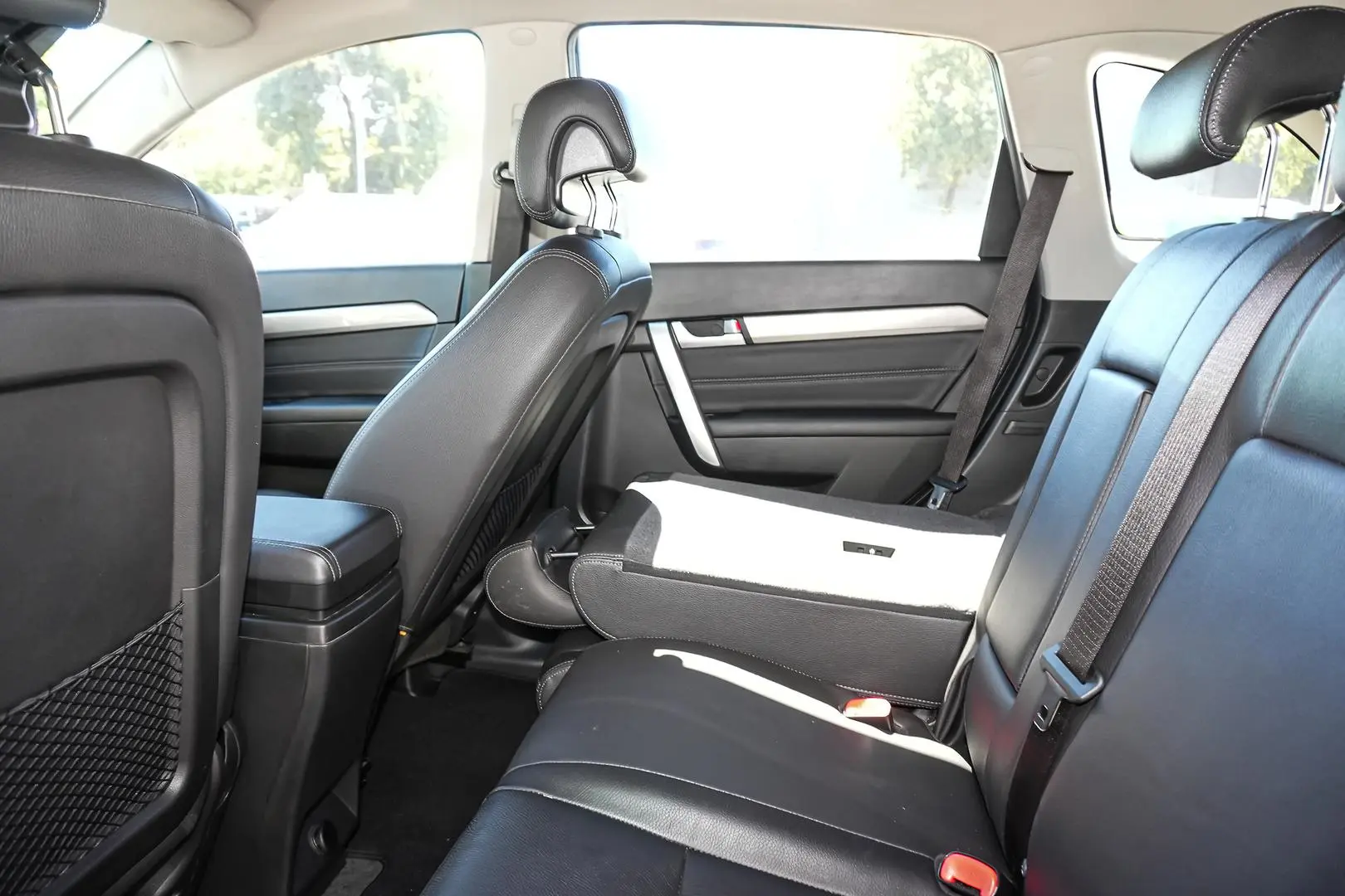2016 Holden Captiva Gallery Image 13