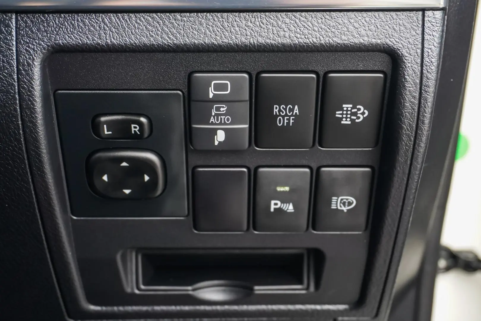 2021 Toyota Landcruiser Gallery Image 27