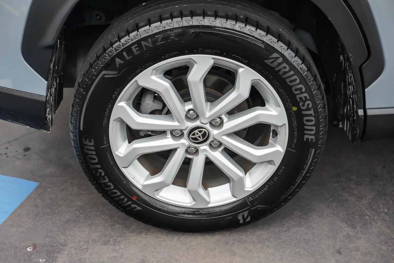 2023 Toyota Corolla Cross Gallery Image 9
