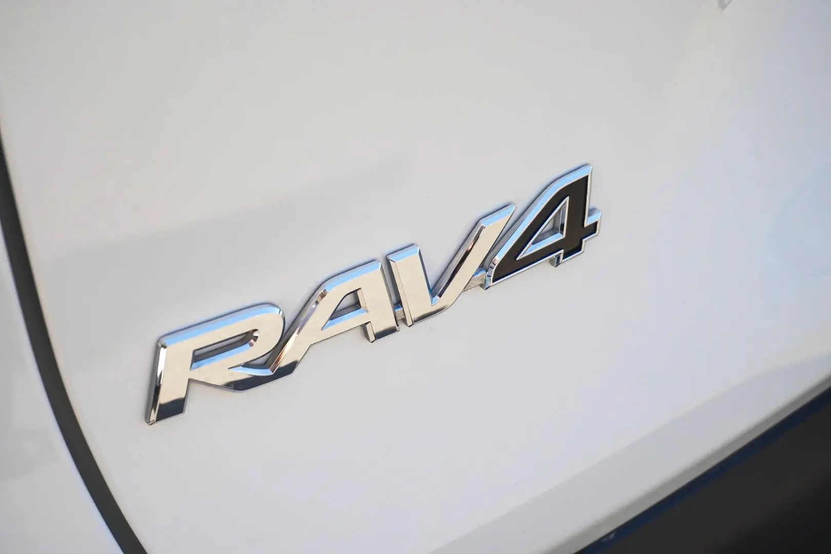 2024 Toyota RAV4 Gallery Image 16