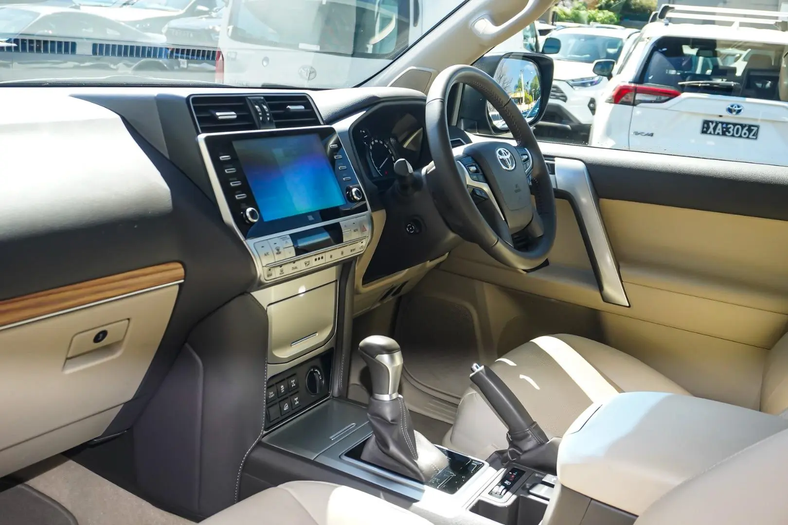 2023 Toyota Landcruiser Prado Gallery Image 10
