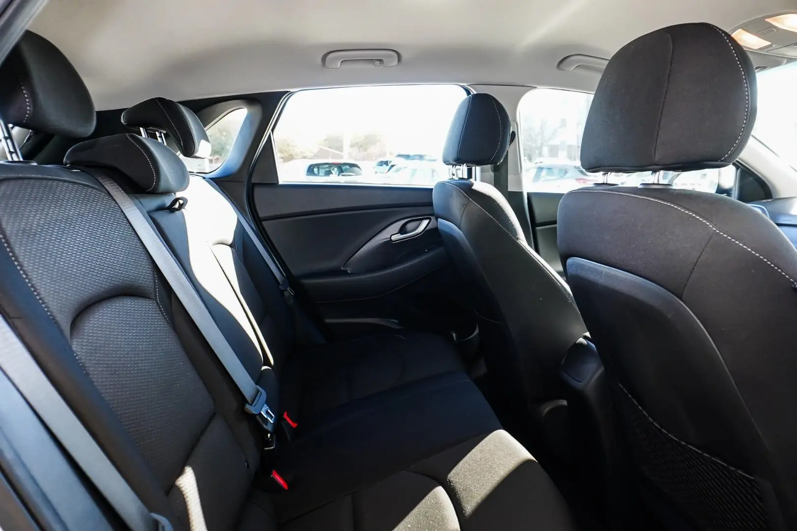 2017 Hyundai i30 Gallery Image 7
