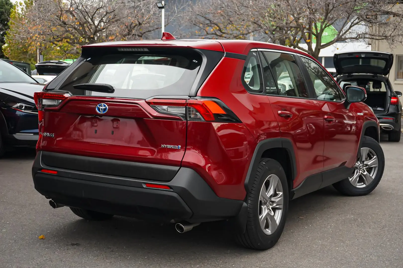 2024 Toyota RAV4 Gallery Image 3