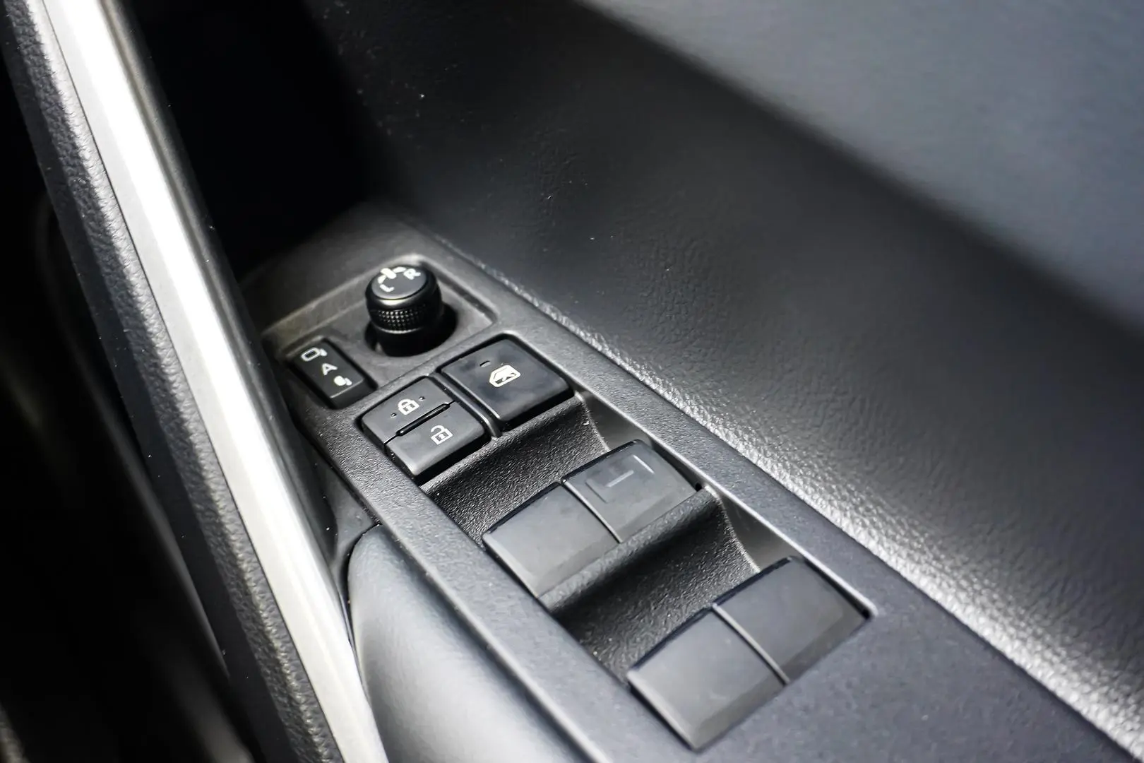 2024 Toyota Corolla Cross Gallery Image 22