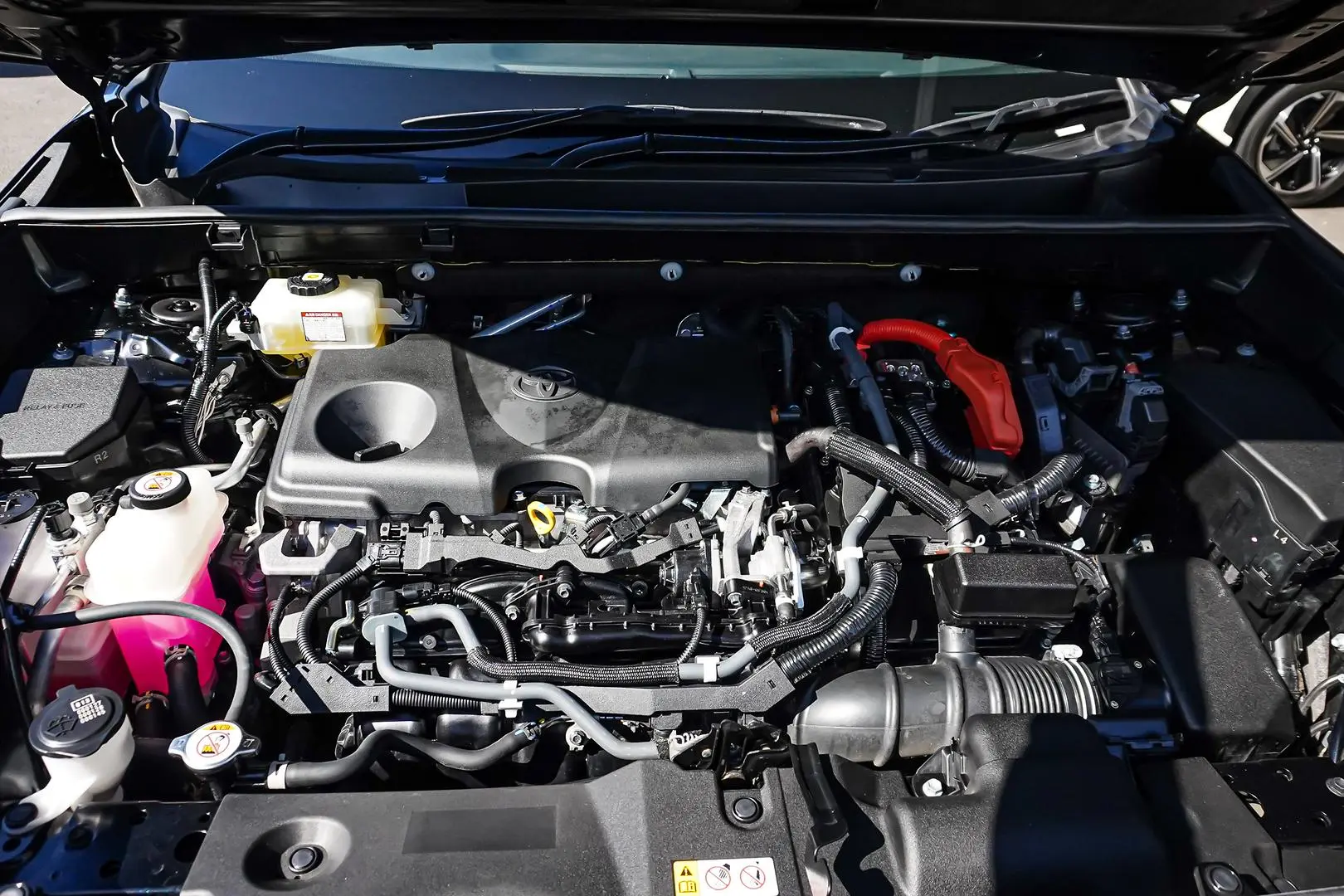 2020 Toyota RAV4 Gallery Image 26