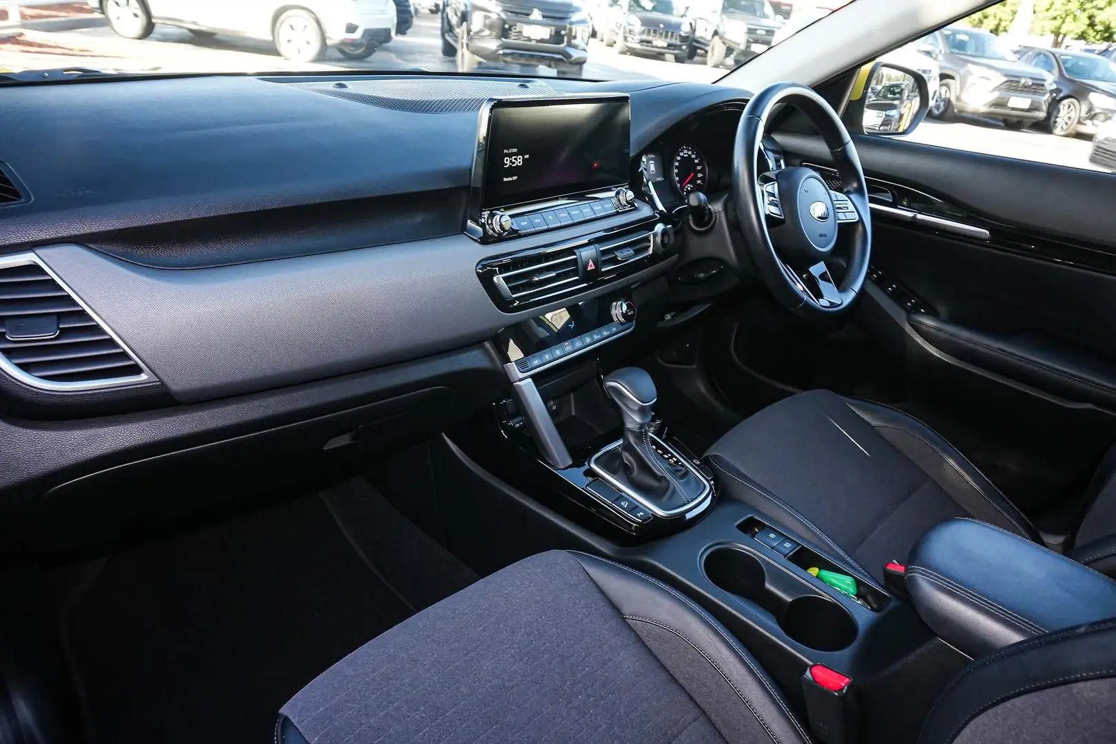 2020 Kia Seltos Gallery Image 10