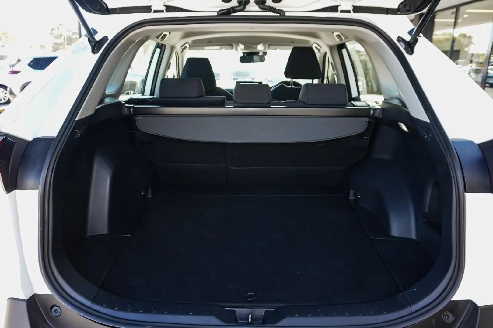 2024 Toyota RAV4 Gallery Image 10