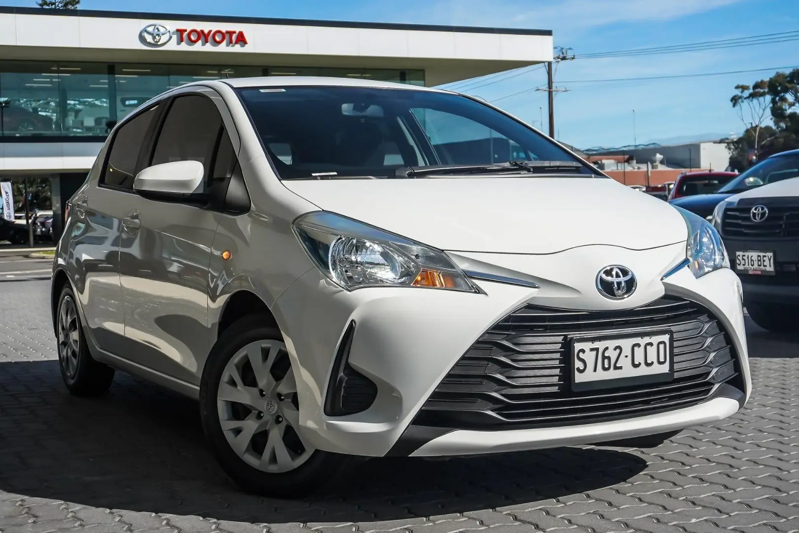 2019 Toyota Yaris Gallery Image 2