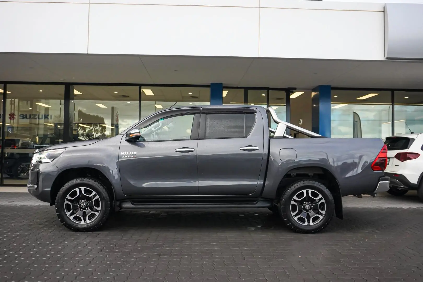 2021 Toyota Hilux Gallery Image 4