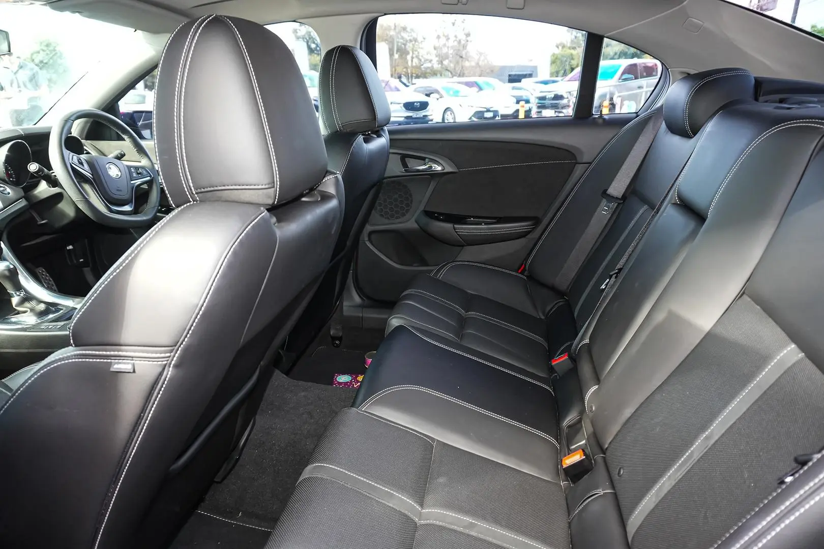 2015 Holden Commodore Gallery Image 12