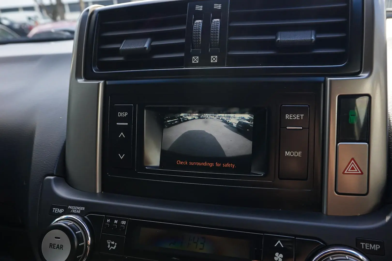 2012 Toyota Landcruiser Prado Gallery Image 23