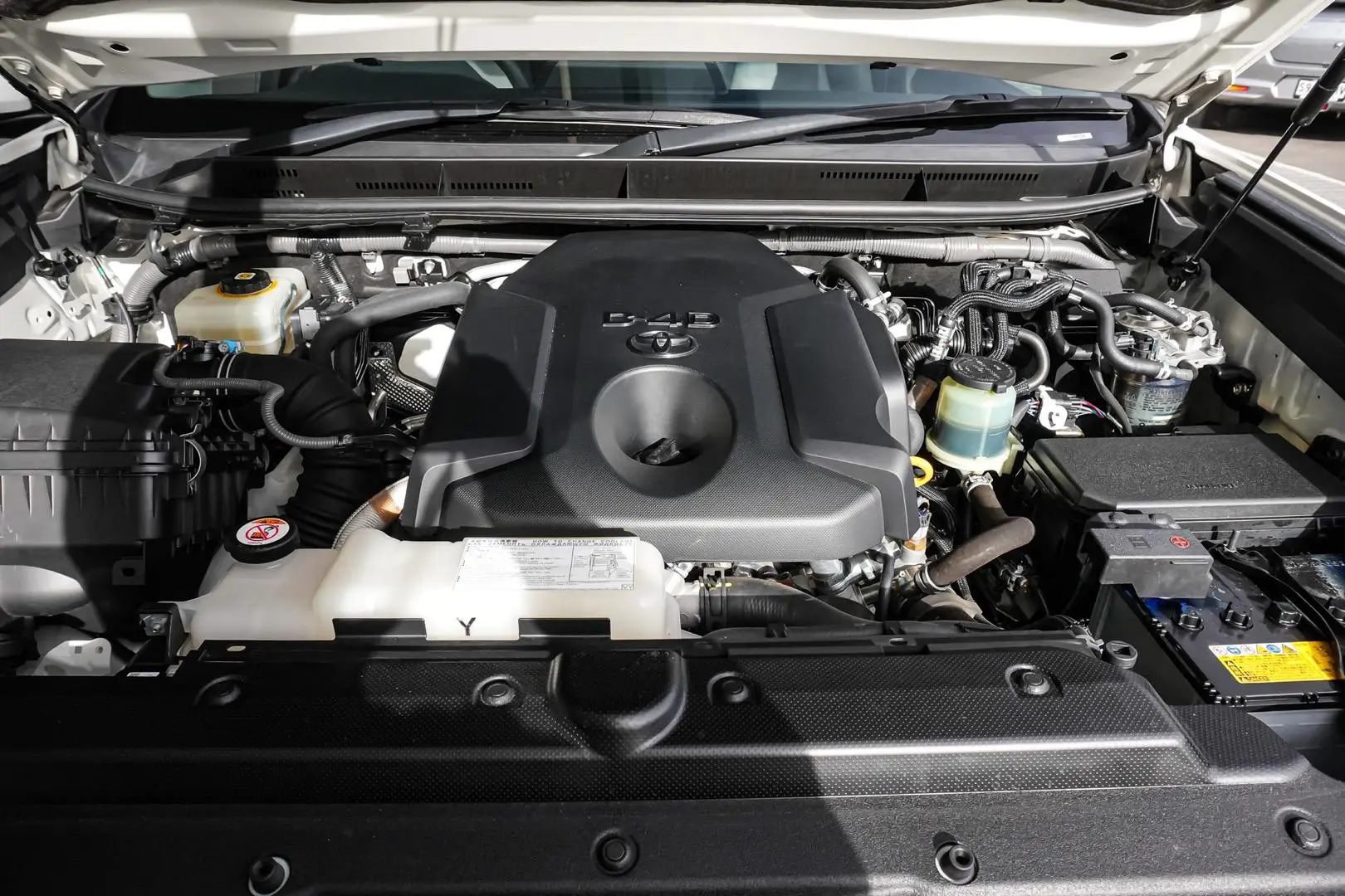 2020 Toyota Landcruiser Prado Gallery Image 24