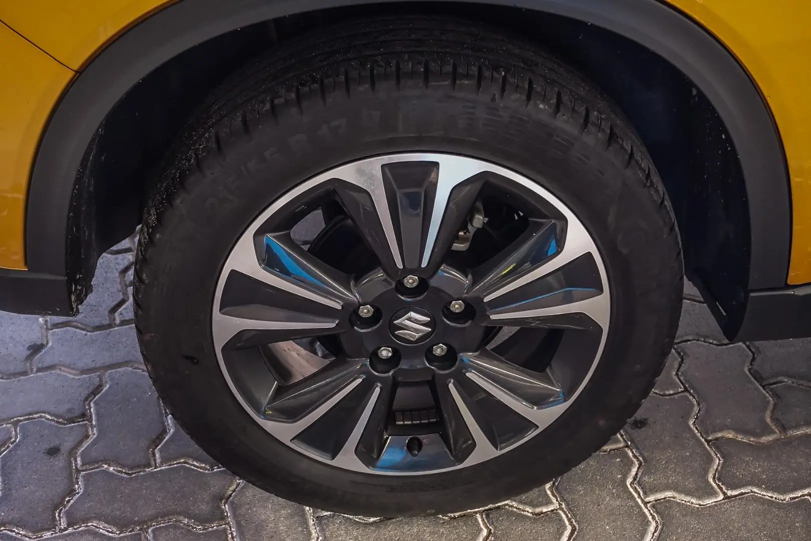 2023 Suzuki Vitara Gallery Image 19