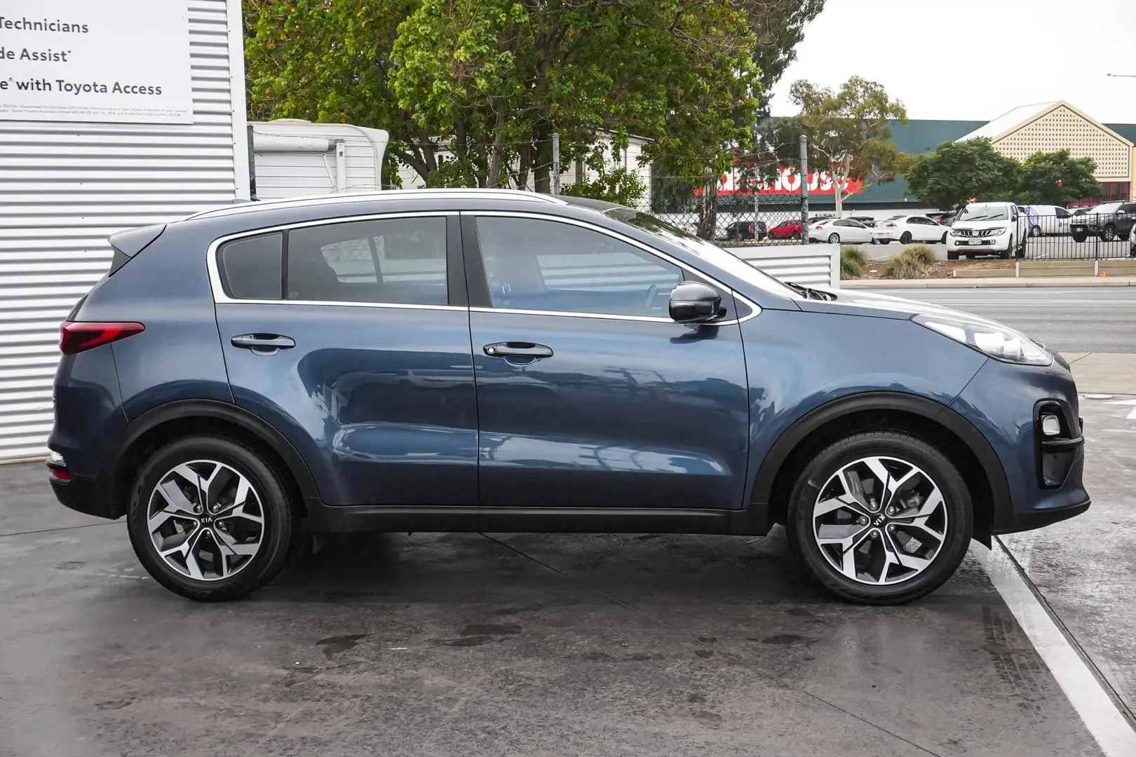 2020 Kia Sportage Gallery Image 4