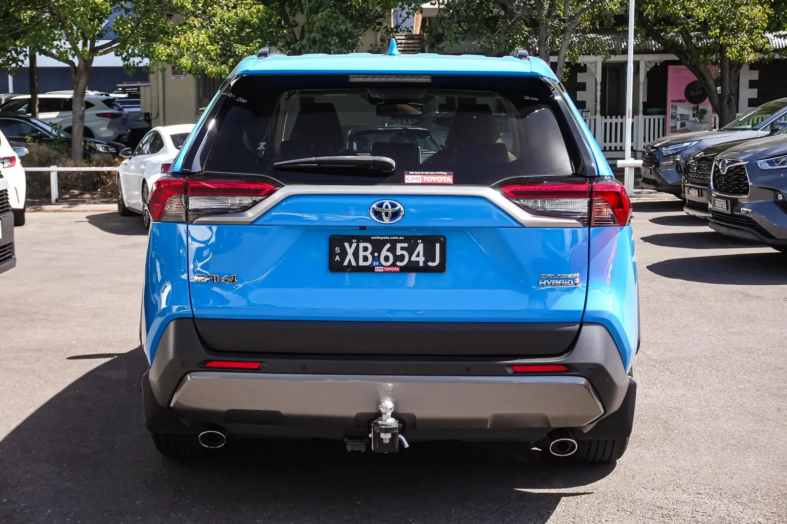2020 Toyota RAV4 Gallery Image 6
