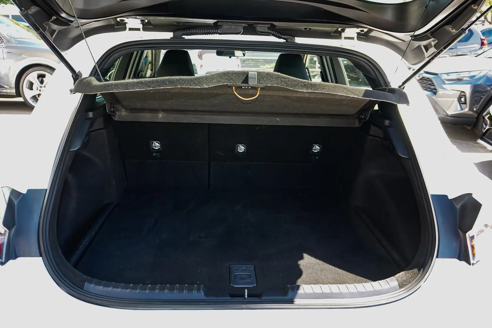 2019 Toyota Corolla Gallery Image 9