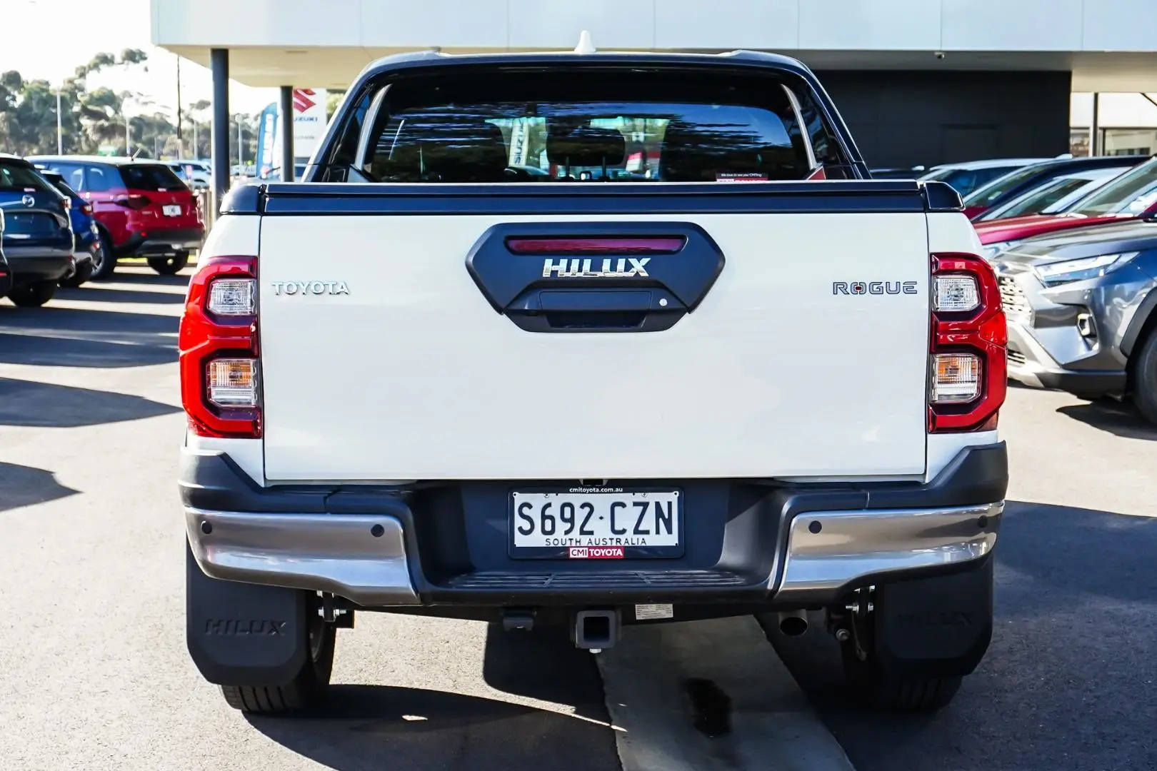 2023 Toyota Hilux Gallery Image 4