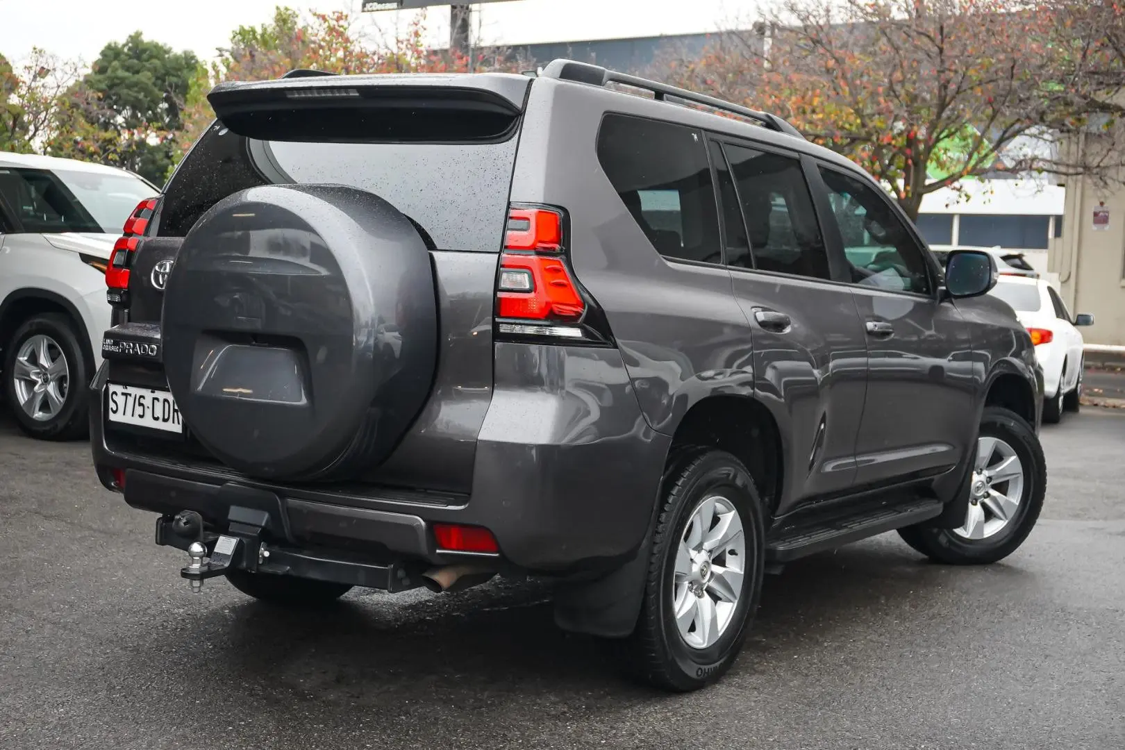 2019 Toyota Landcruiser Prado Gallery Image 3