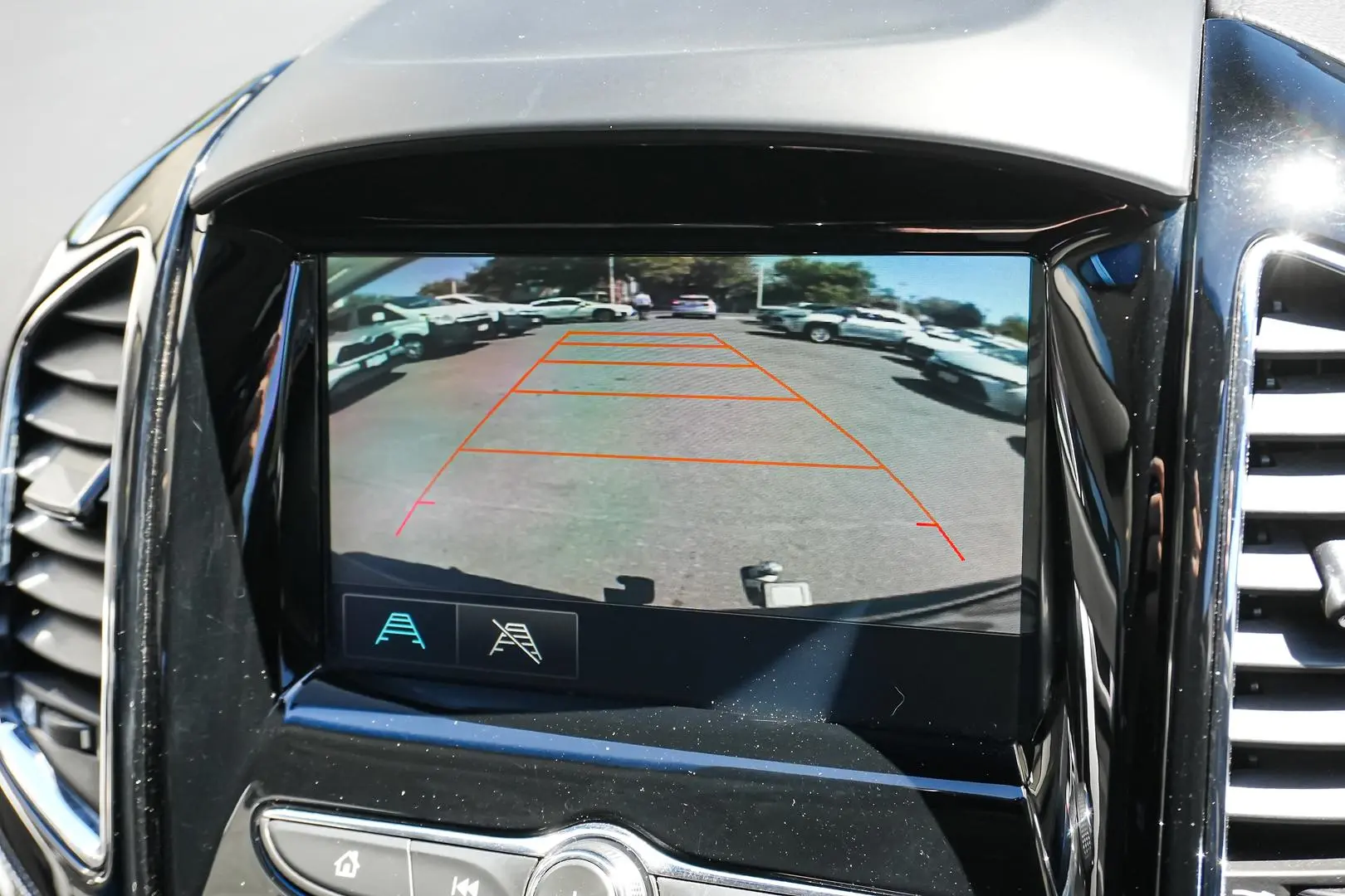 2016 Holden Captiva Gallery Image 22