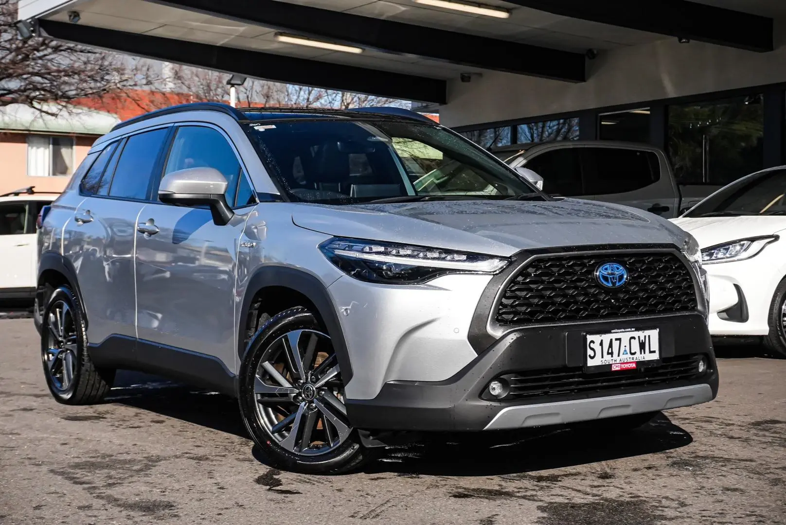 2023 Toyota Corolla Cross Gallery Image 2