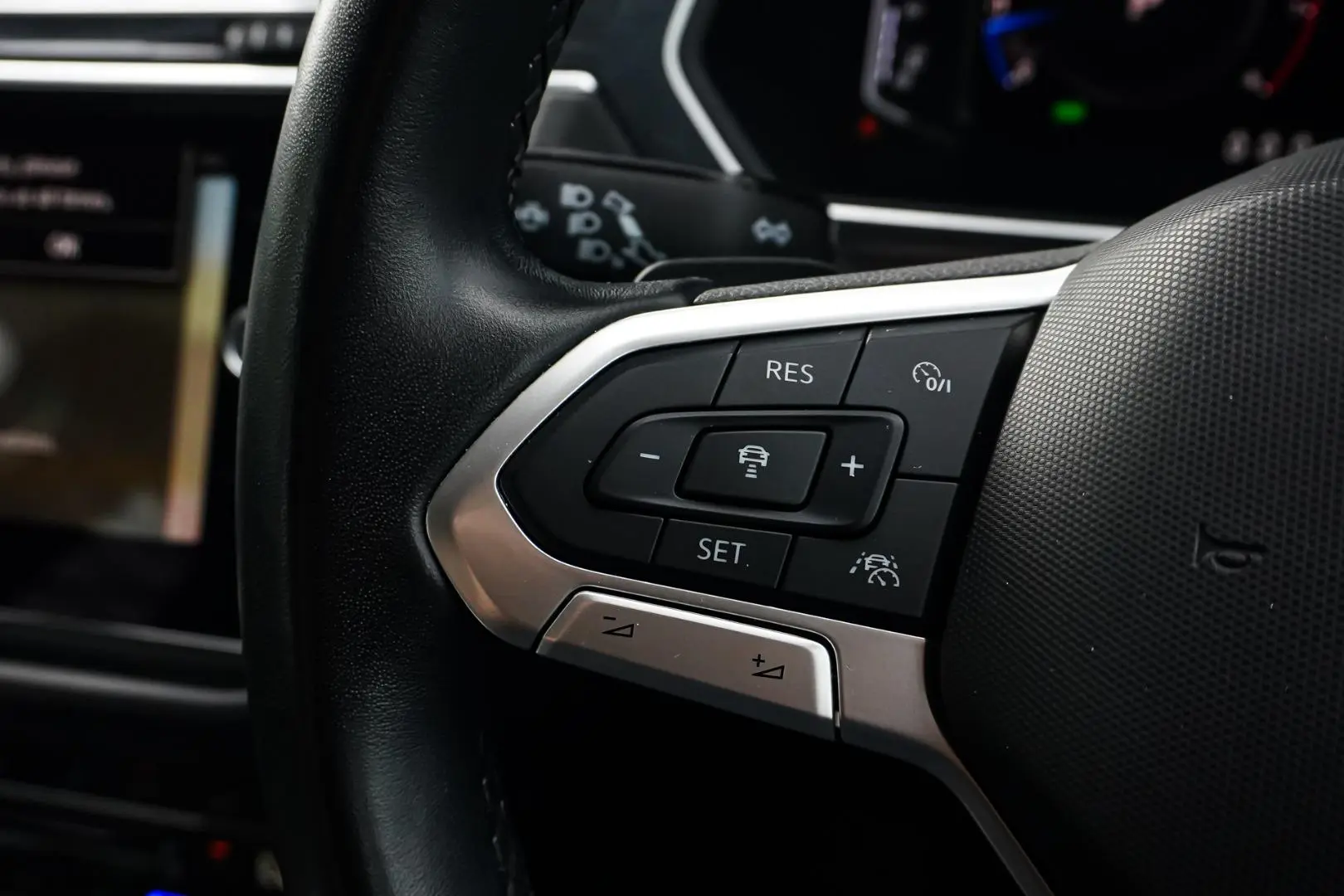 2023 Volkswagen Tiguan Gallery Image 19