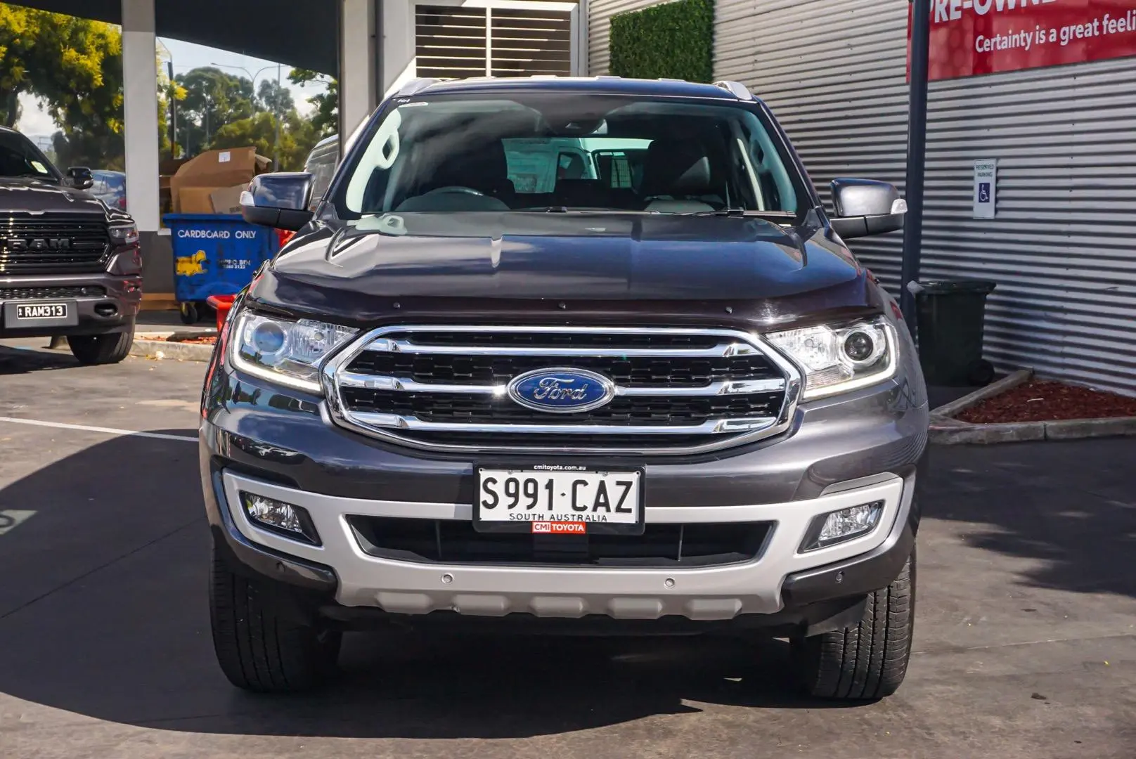 2019 Ford Everest Gallery Image 4