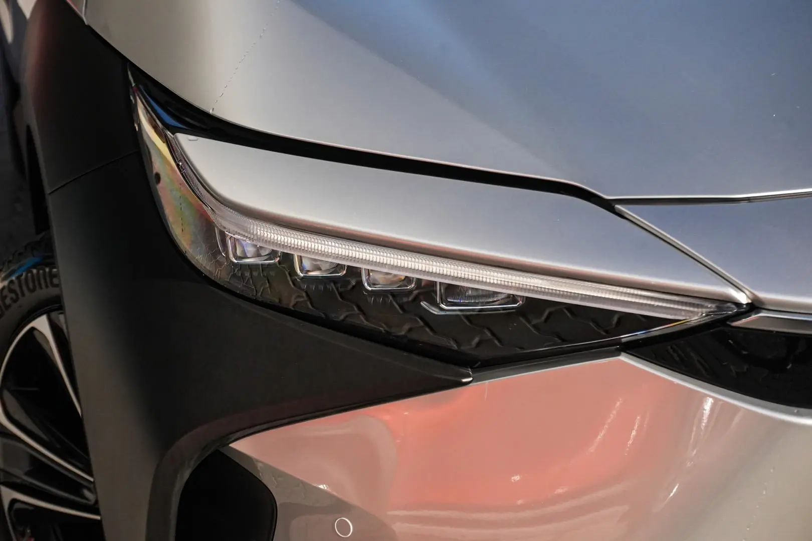 2024 Toyota bZ4X Gallery Image 12