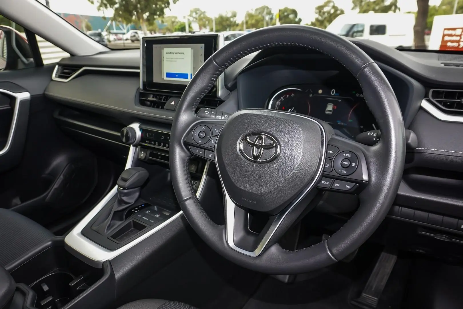 2024 Toyota RAV4 Gallery Image 7