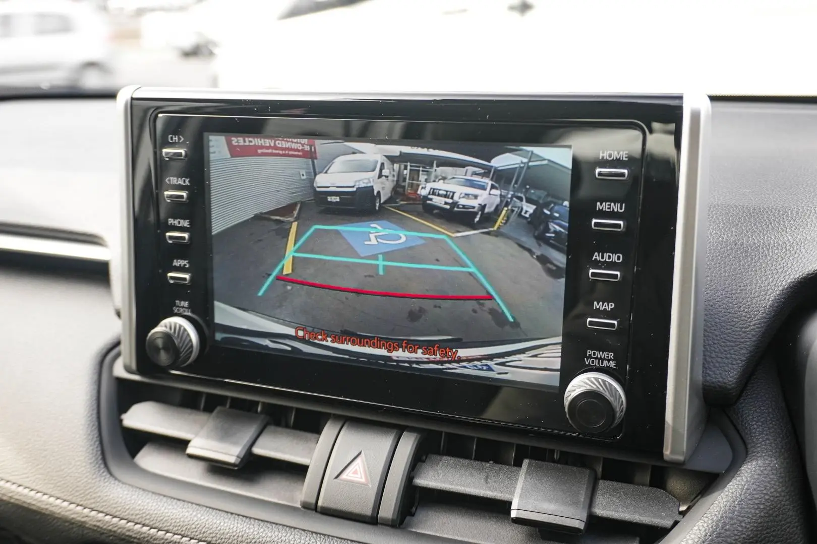 2020 Toyota RAV4 Gallery Image 22
