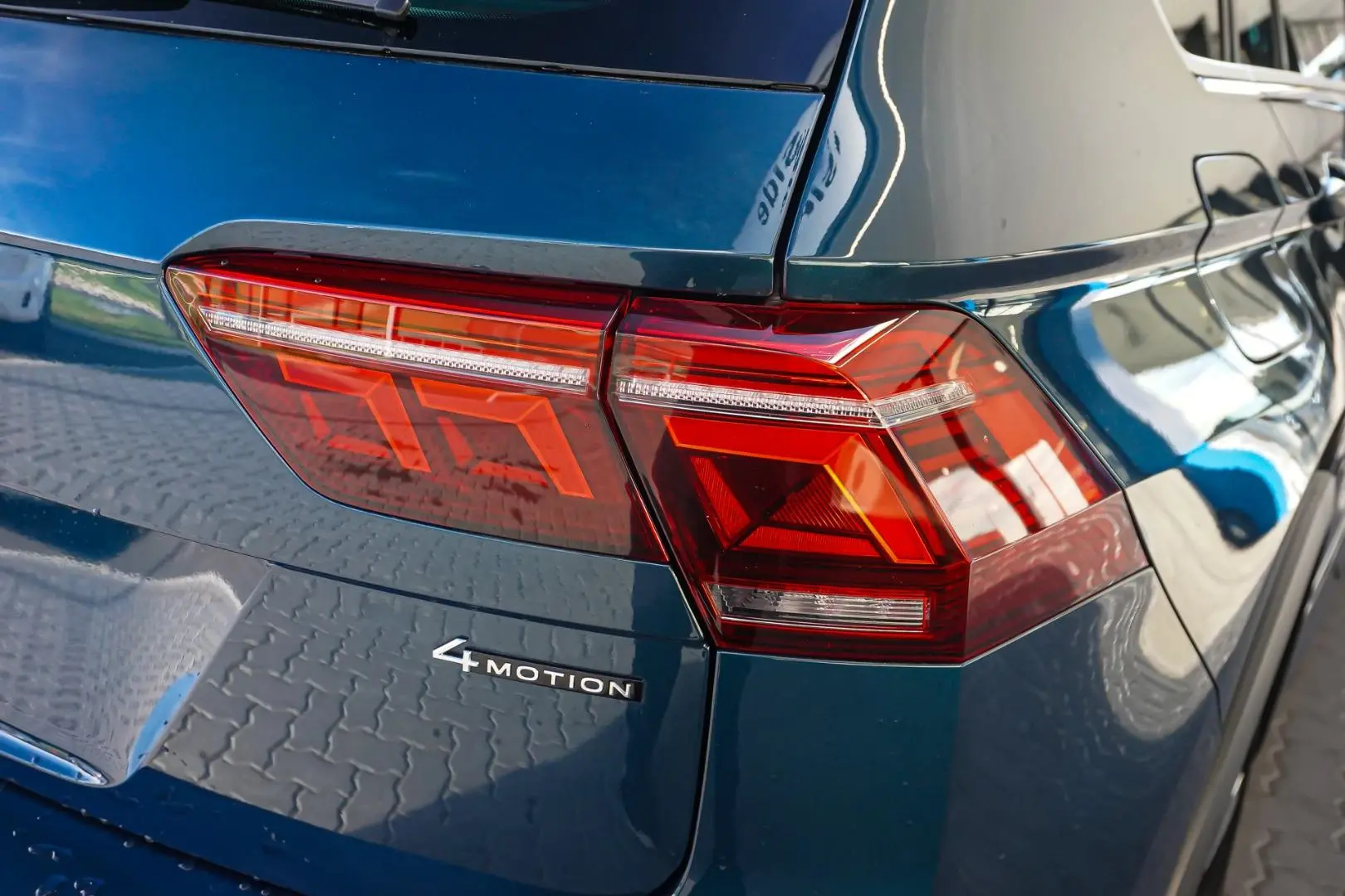 2022 Volkswagen Tiguan Gallery Image 14