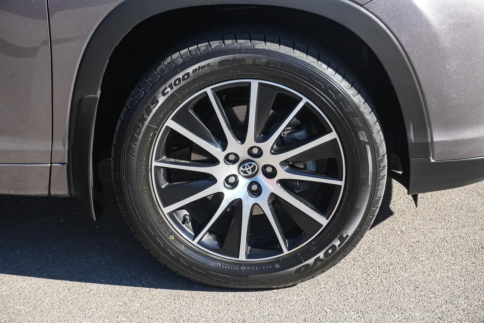 2019 Toyota Kluger Gallery Image 13